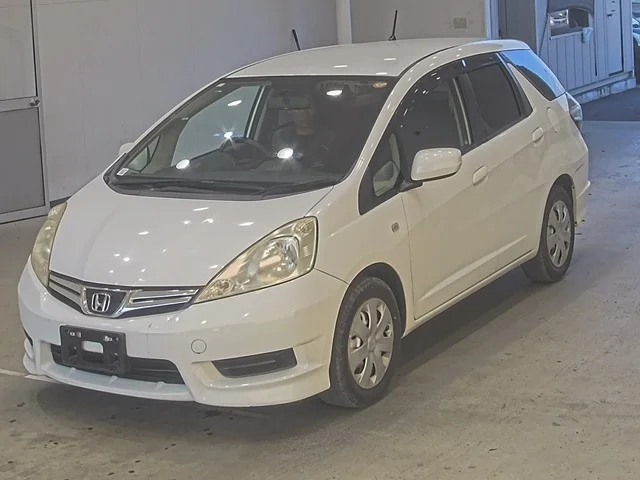 Honda Fit Shuttle GG7 2013